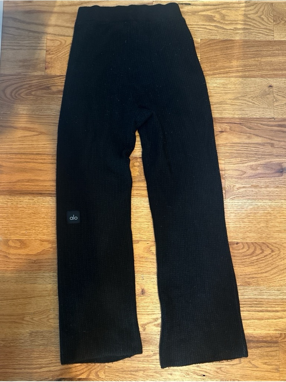 ALO Yoga Black Wide-Leg cashmere waffle Pants - Picture 4 of 5